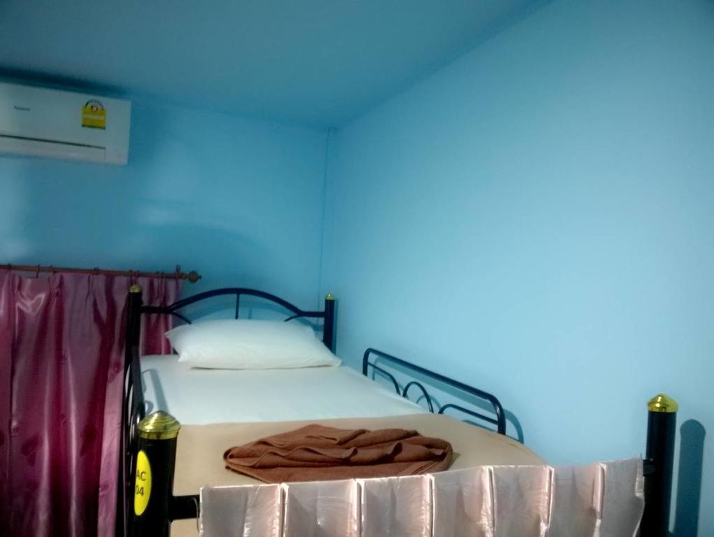Baan Mook Anda Hostel Ko Lanta Quarto foto
